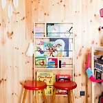 Renovated Wooden Near Child-friendly Σπίτι διακοπών