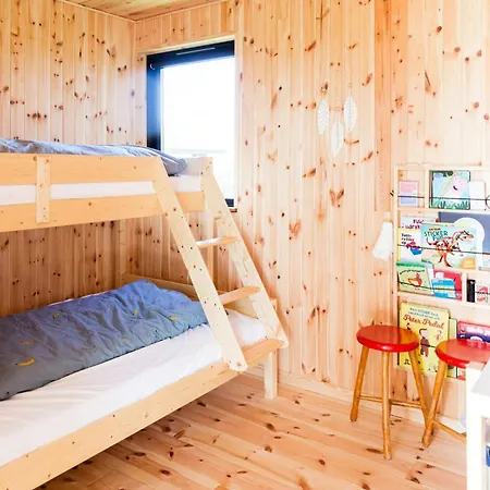 Renovated Wooden Near Child-friendly Prázdninový dům *