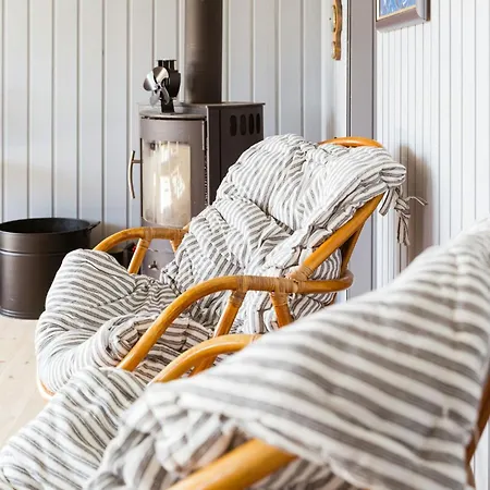 Renovated Wooden Near Child-friendly Hébergement de vacances